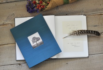 Unique Guest Book with Message Cards